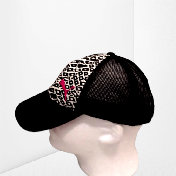 *3/$20* Puma black/white tribal print with Pink Puma logo - Picture 2 of 3